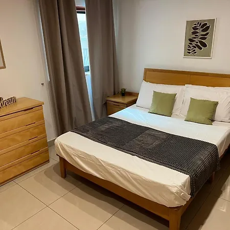 Seaside Escape Apartment *